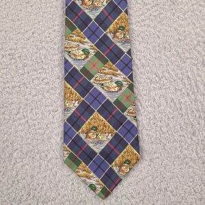Roundtree & Yorke Tie Necktie Duck Outdoor Wildlife Silk Hand Sewn In USA